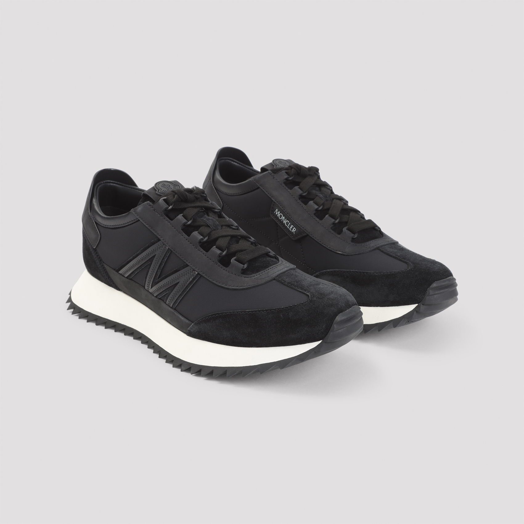 [Moncler] Sneakers FW26 L209A4M00130.M7280