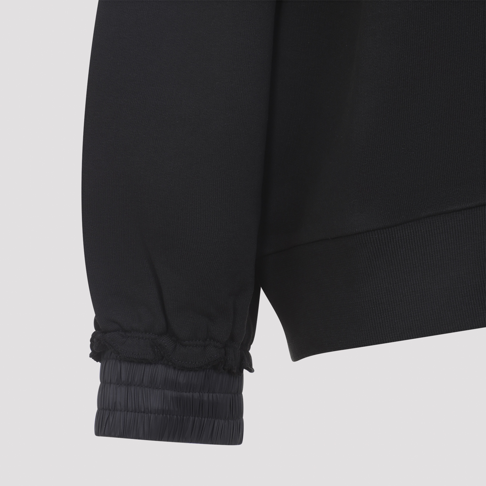 [Moncler] Sweatshirt FW26 L20938G00014.89AZY