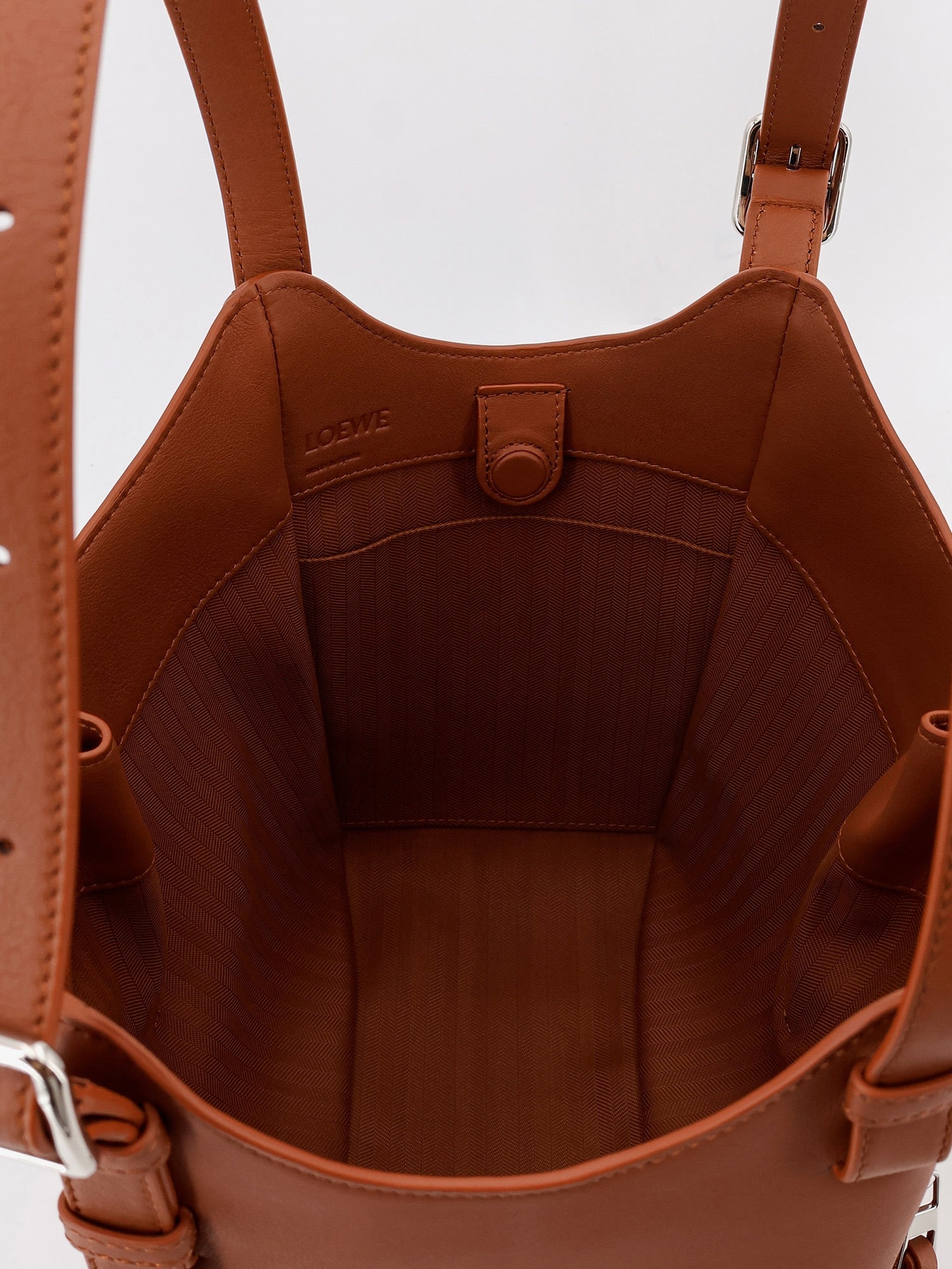 [Loewe] Shoulder bag FW26 A538HHBX074927