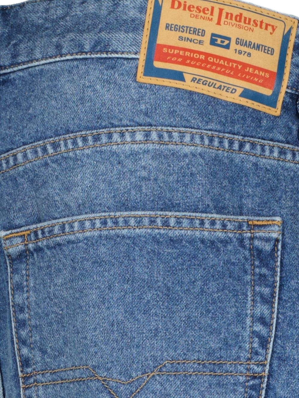 [Diesel] Shorts SS26 A14051 0ADBW 01