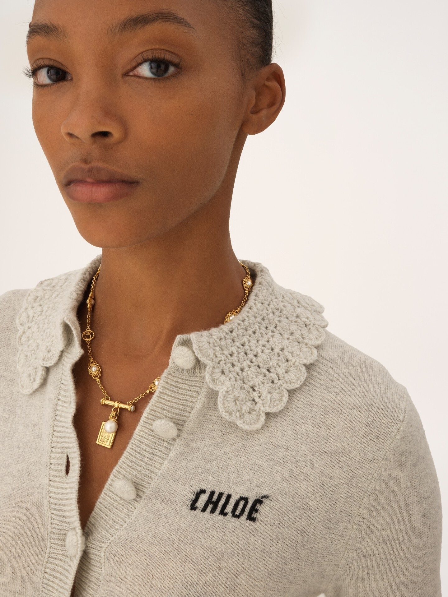 [Chloe] Knitwear FW26 CH26AMC1671100N