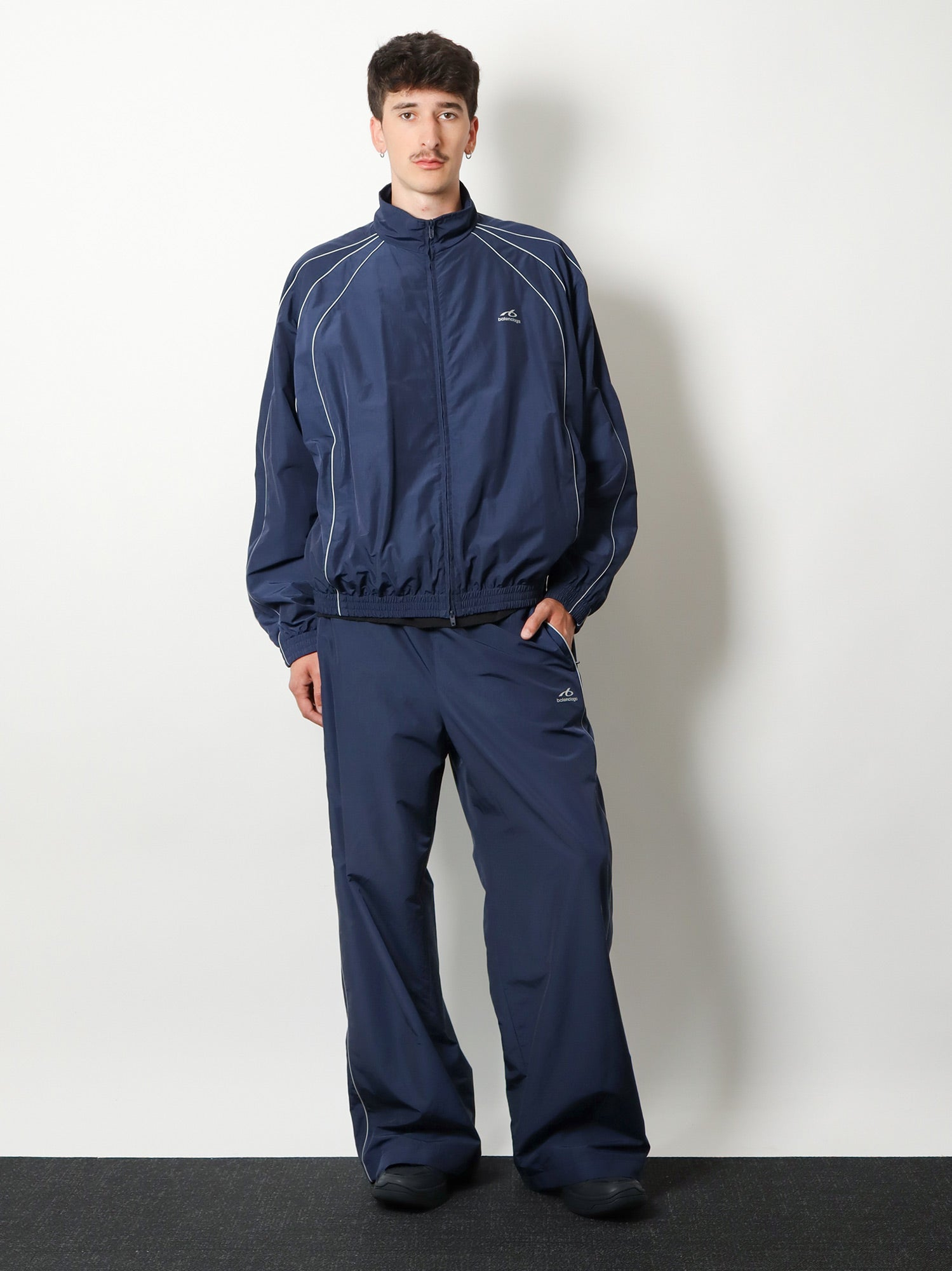 [Balenciaga] Trousers FW26 A001ZCTPQ386641