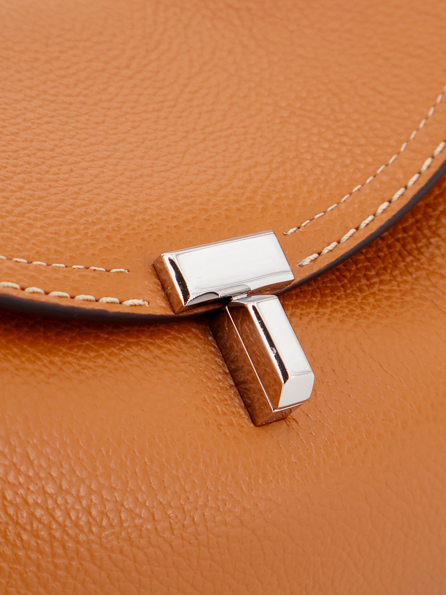 [TOTEME] Shoulder bag FW26 261WAL0127LE0030105