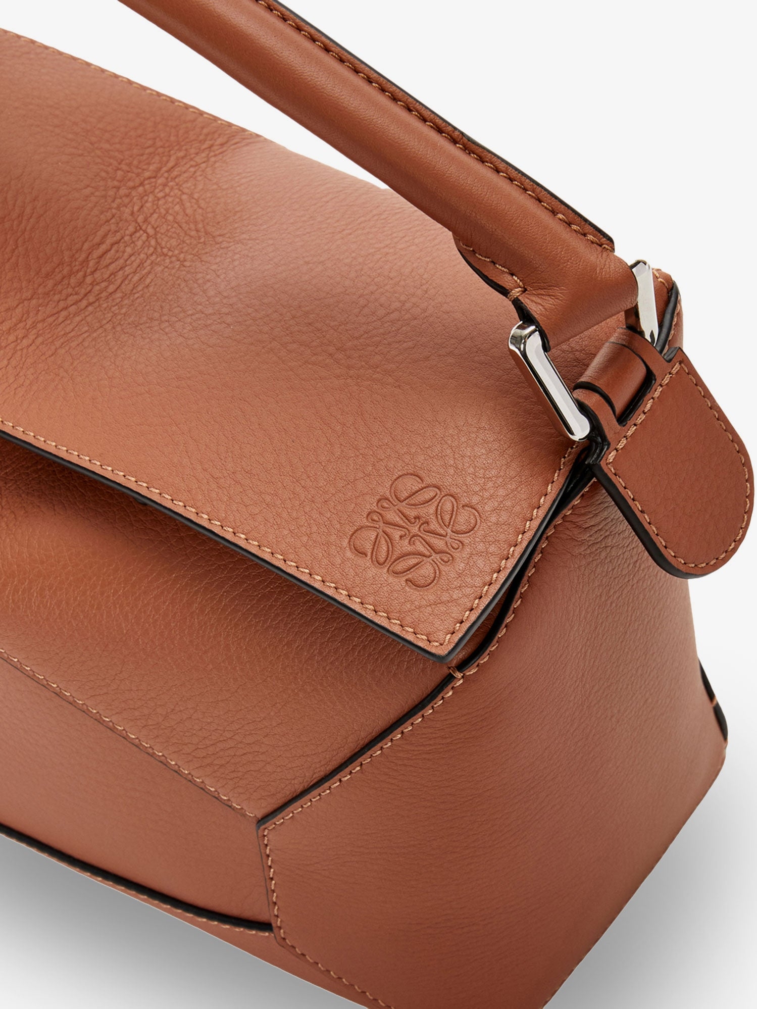 [Loewe] Tote bag FW26 A510P60XAC2530