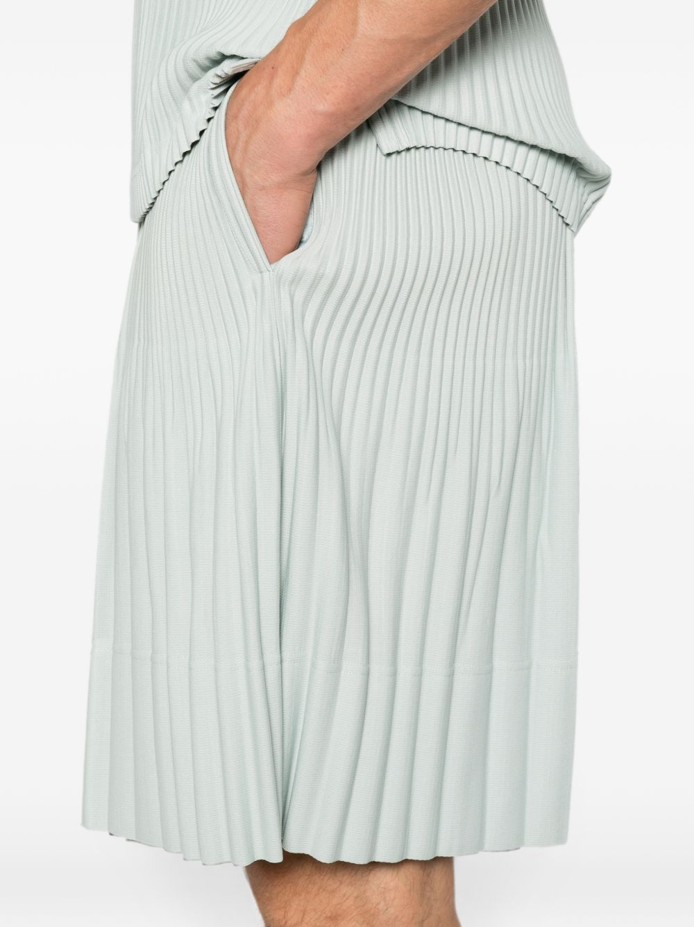 [HOMME PLISSE' ISSEY MIYAKE] Shorts SS26 HP66JF06470