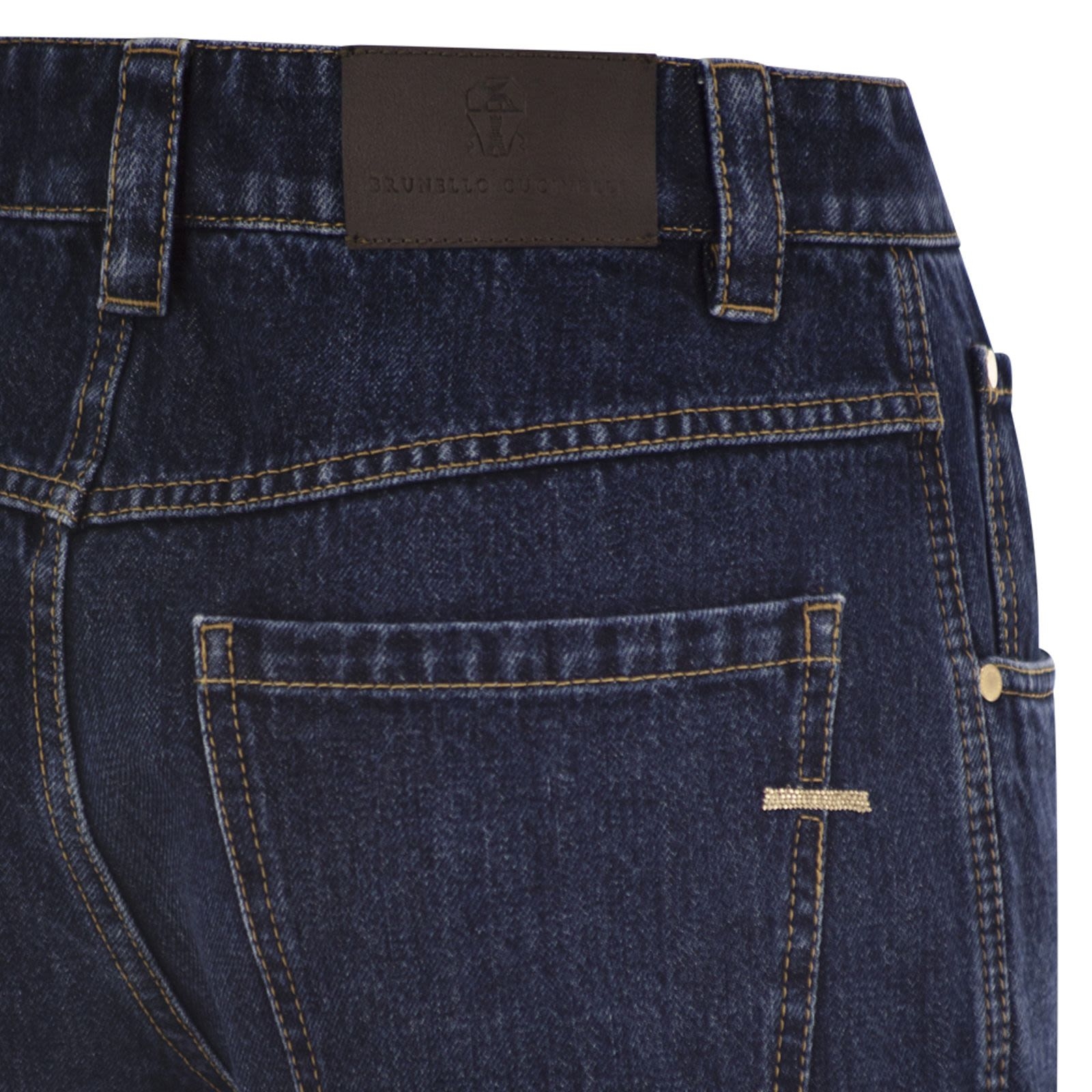 [Brunello Cucinelli] Jeans FW26 MA095P5847 C9370