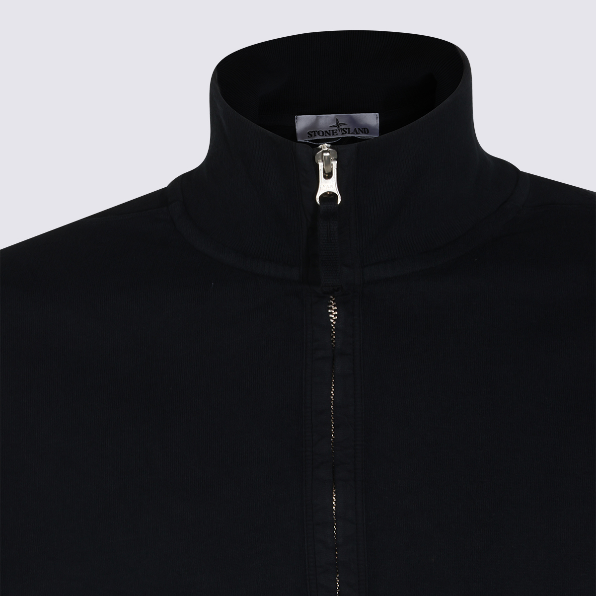 [Stone Island] Sweatshirt FW26 L2S156100068S0A20V0020