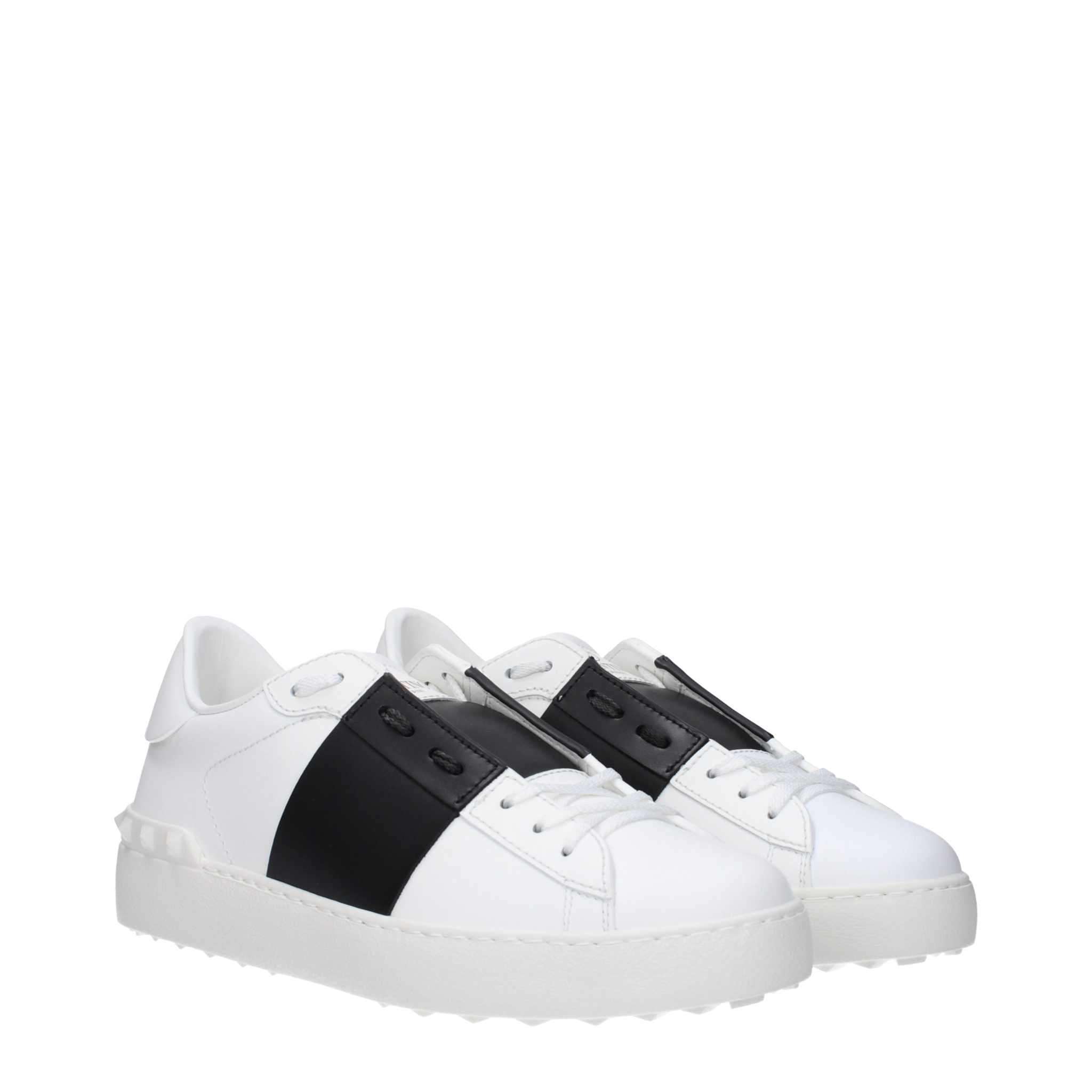[Valentino Garavani] Sneakers FW26 S0781BLUA01