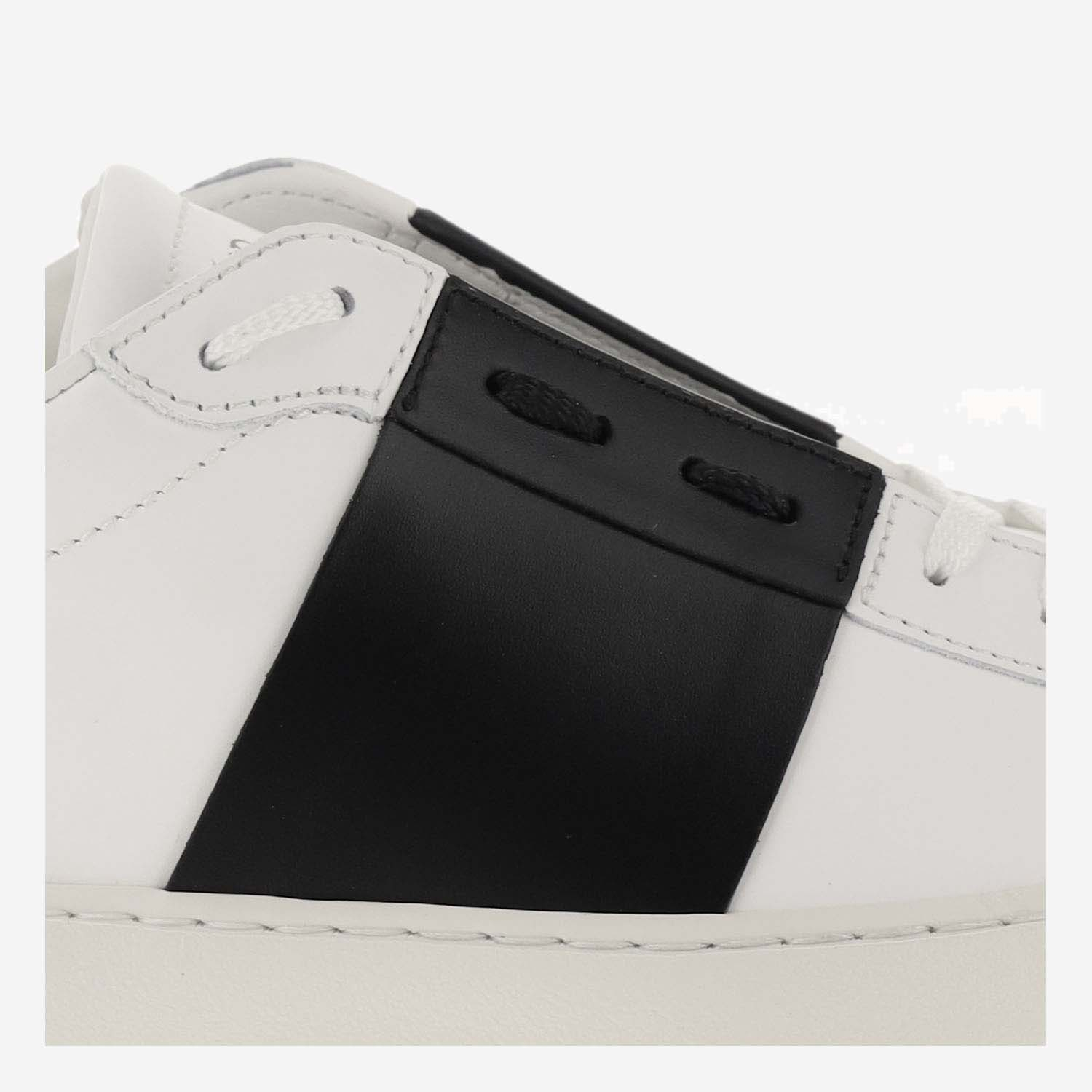 [Valentino Garavani] Sneakers FW26 9Y2S0830BLUA01