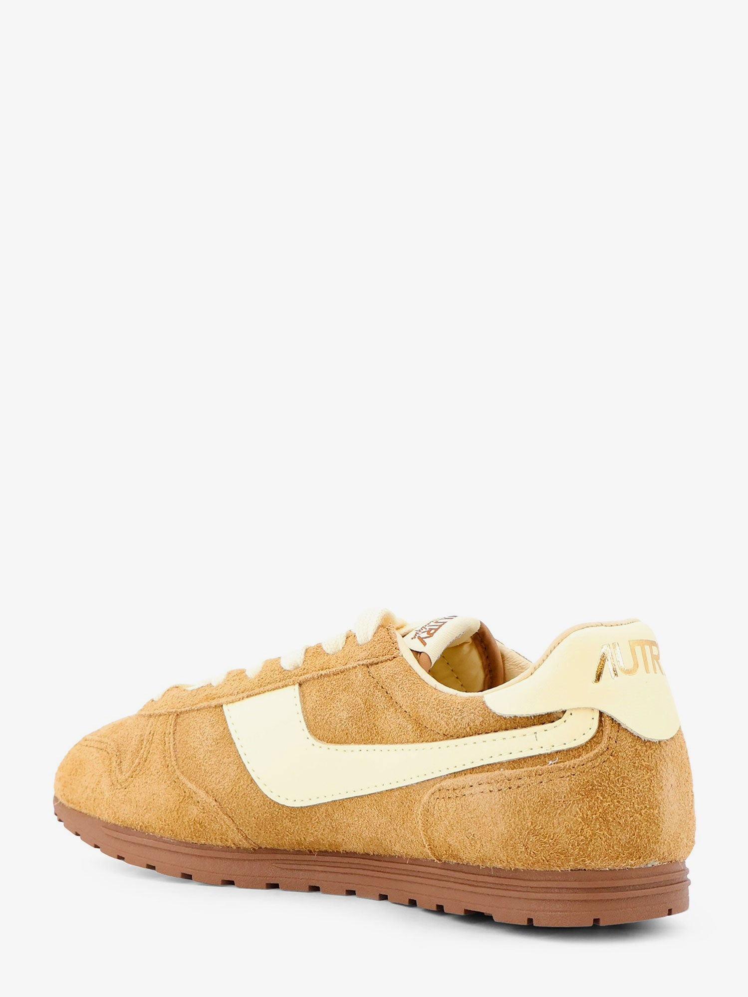 [AUTRY] Sneakers FW26 WSLWUB40COUR