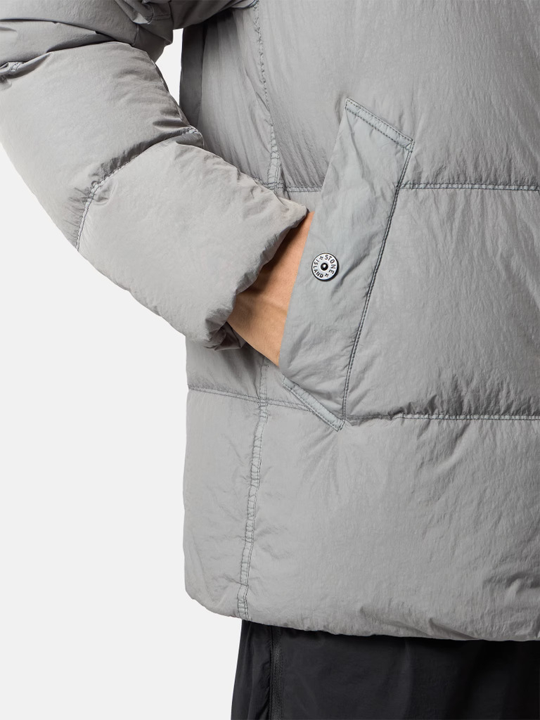 [Stone Island] Down Jacket FW26 L2S154100037S0A23V0020
