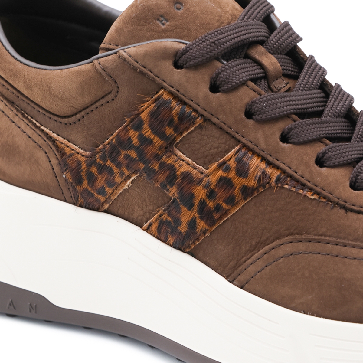 [Hogan] Sneakers FW26 HXW6690FR30VH80R1D