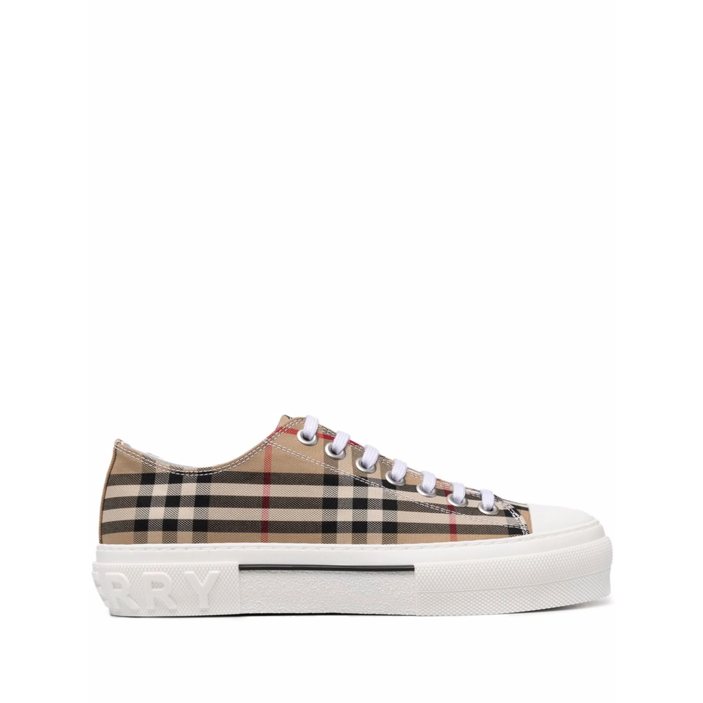 [Burberry] Sneakers FW26 8049745 MF TNR JAC A7028