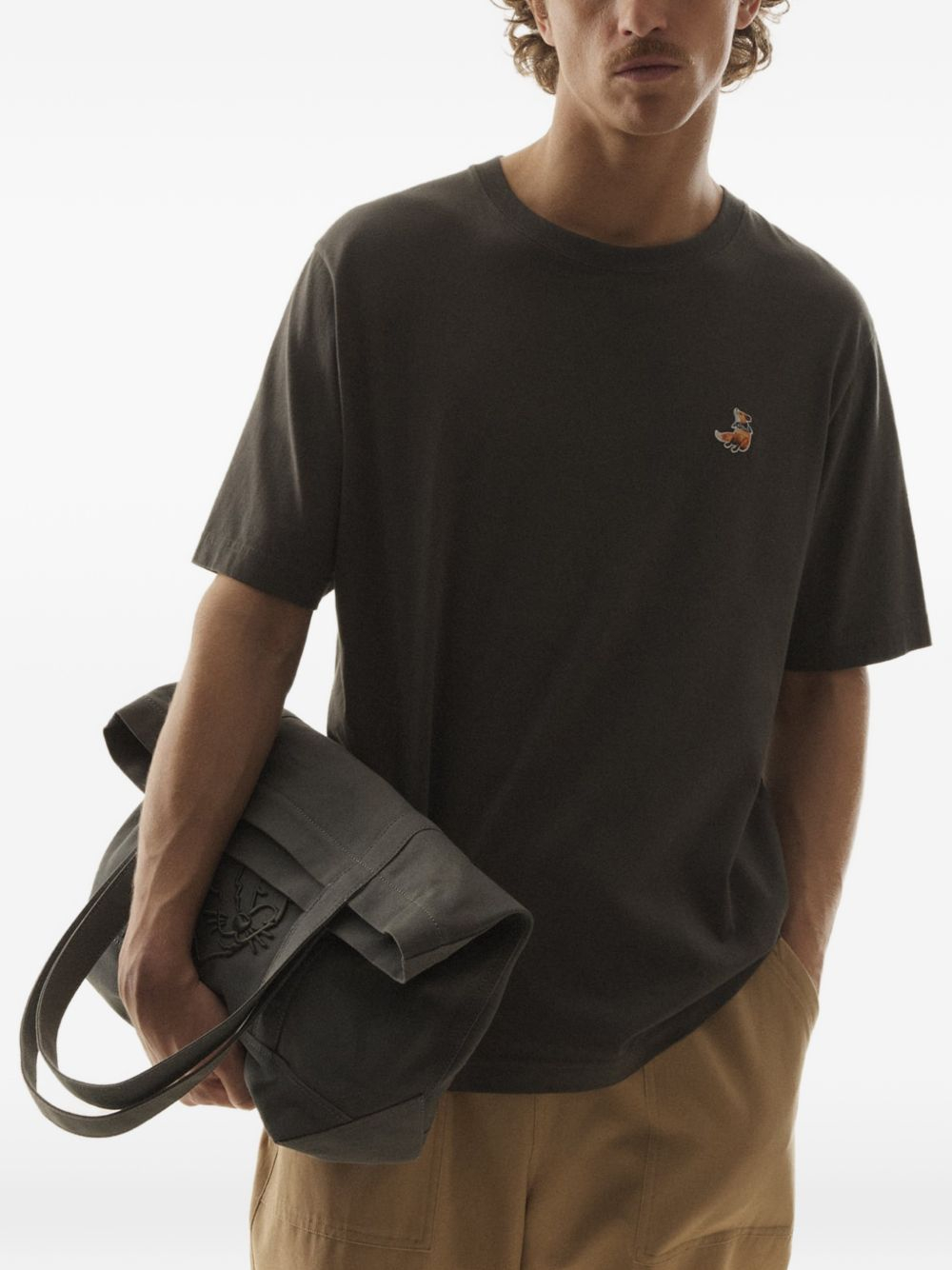 [MAISON KITSUNE] T-shirts Short Sleeve SS26 QM00102KJ70260453