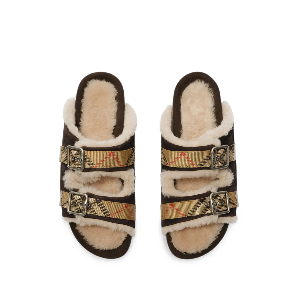 [Burberry] Sandals FW26 8127386 MF URCHIN C5158