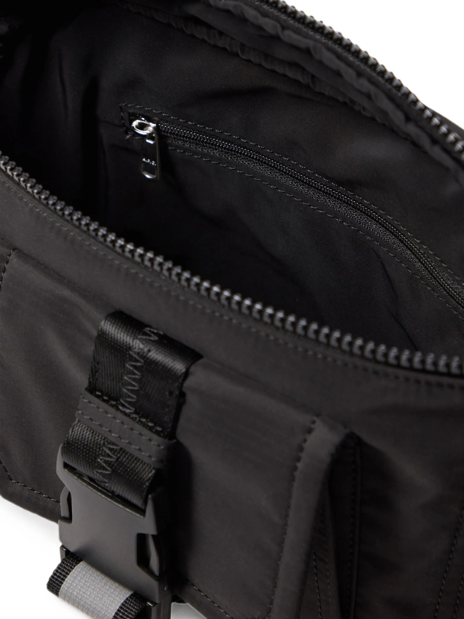 [A.P.C.] Shoulder bag FW26 PAAGEH62219LZZ