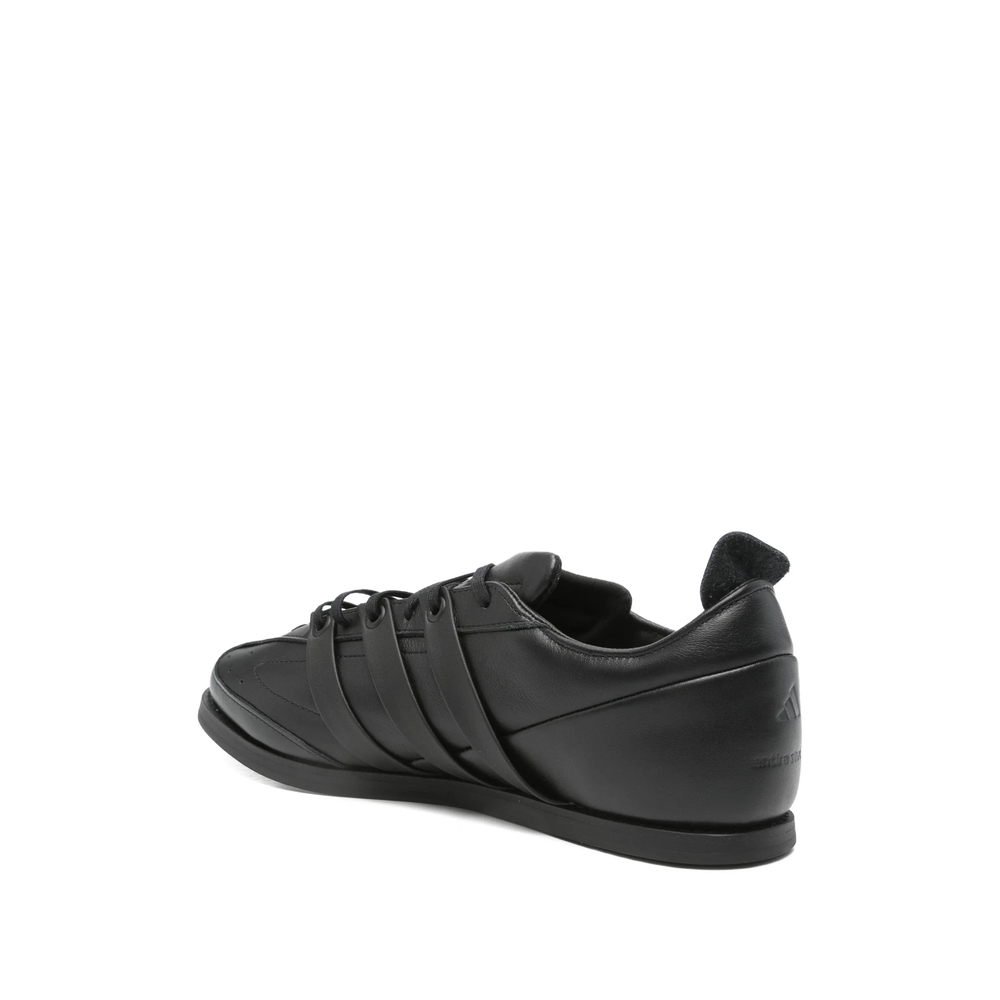 [Adidas X Entire Studios] Sneakers SS26 KI5701