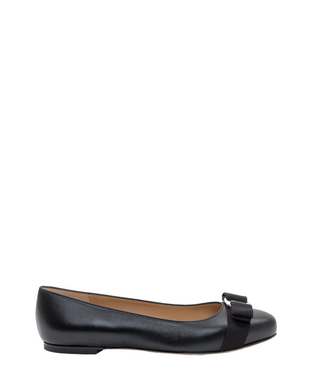 [Ferragamo] Flat shoes SS26 01I744 775746
