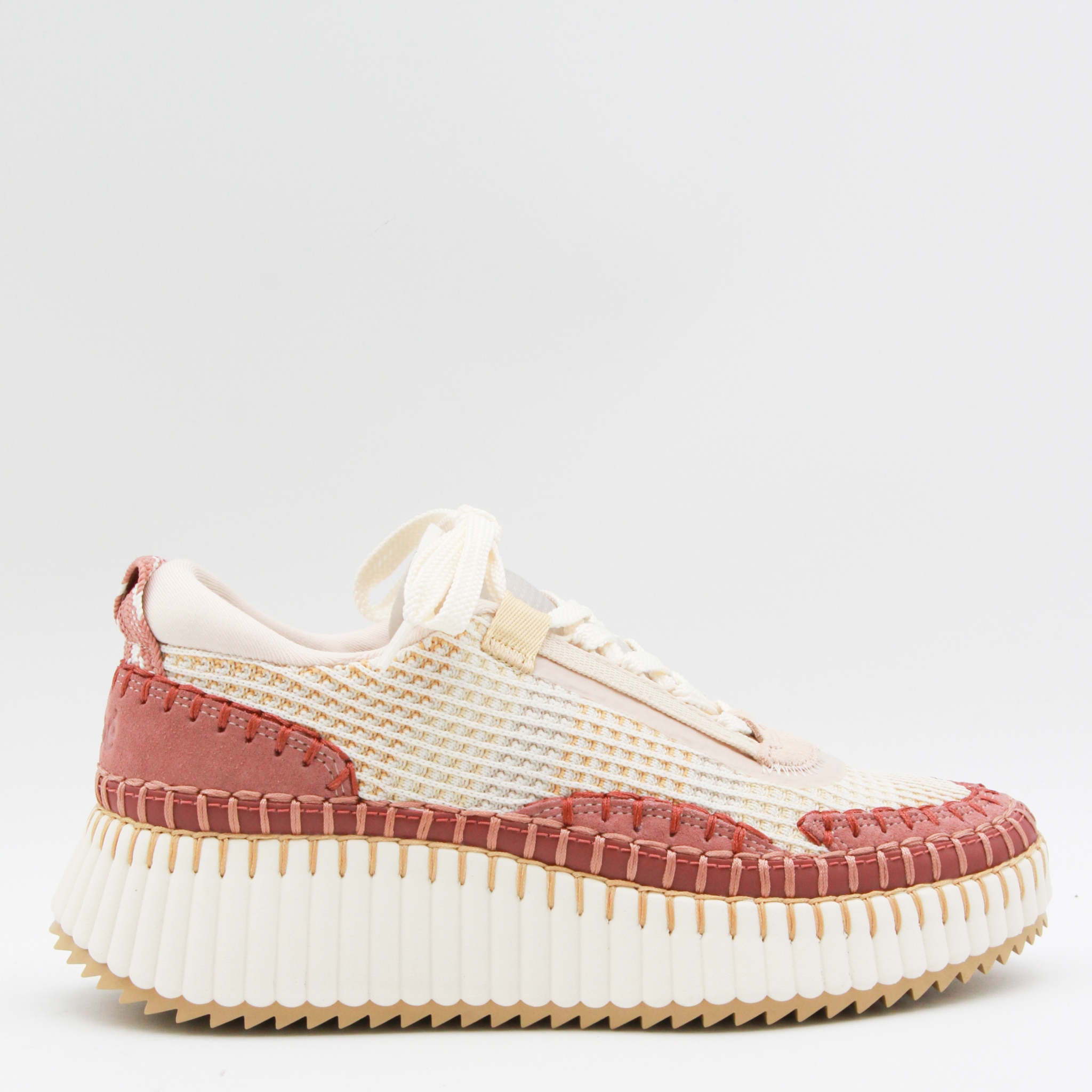 [Chloe] Sneakers FW26 CHC22S579Y0223
