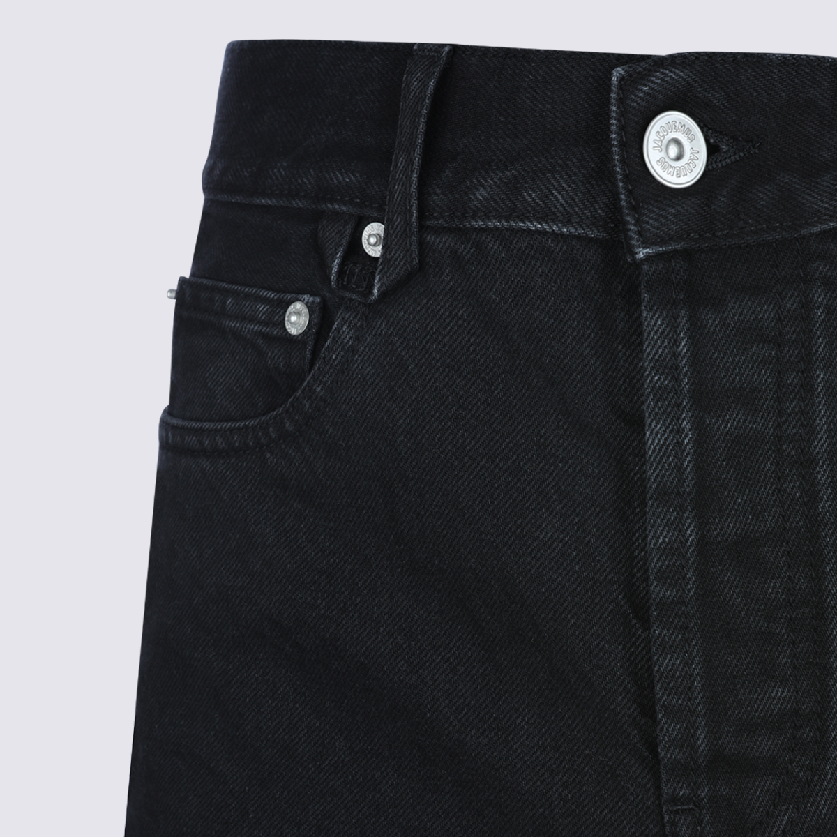 [JACQUEMUS] Jeans FW26 25HPAM00028AD00039990