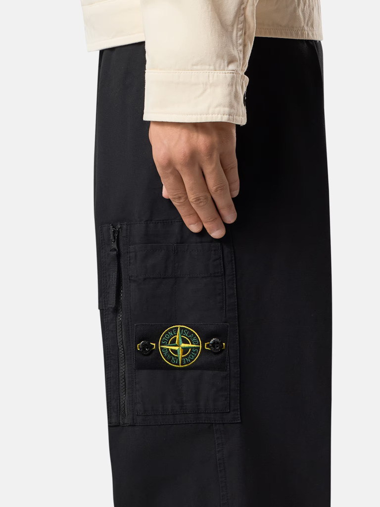 [Stone Island] Trousers FW26 L2S153100015S0211V0029