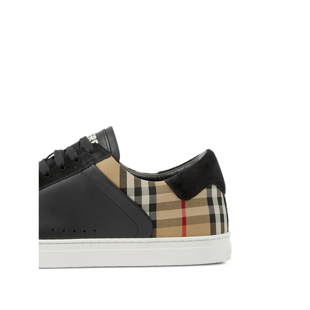 [Burberry] Sneakers FW26 8070818 MF STEVIE A7626