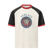[Versace] T-shirts Short Sleeve FW26 10255991A18502 2W0K0