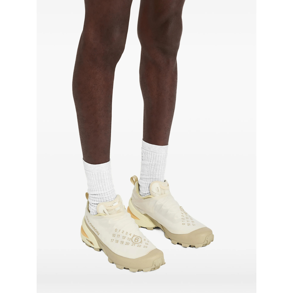 [MM6 MAISON MARGIELA X SALOMON] Sneakers SS26 P7624 S59WS0249 HB423