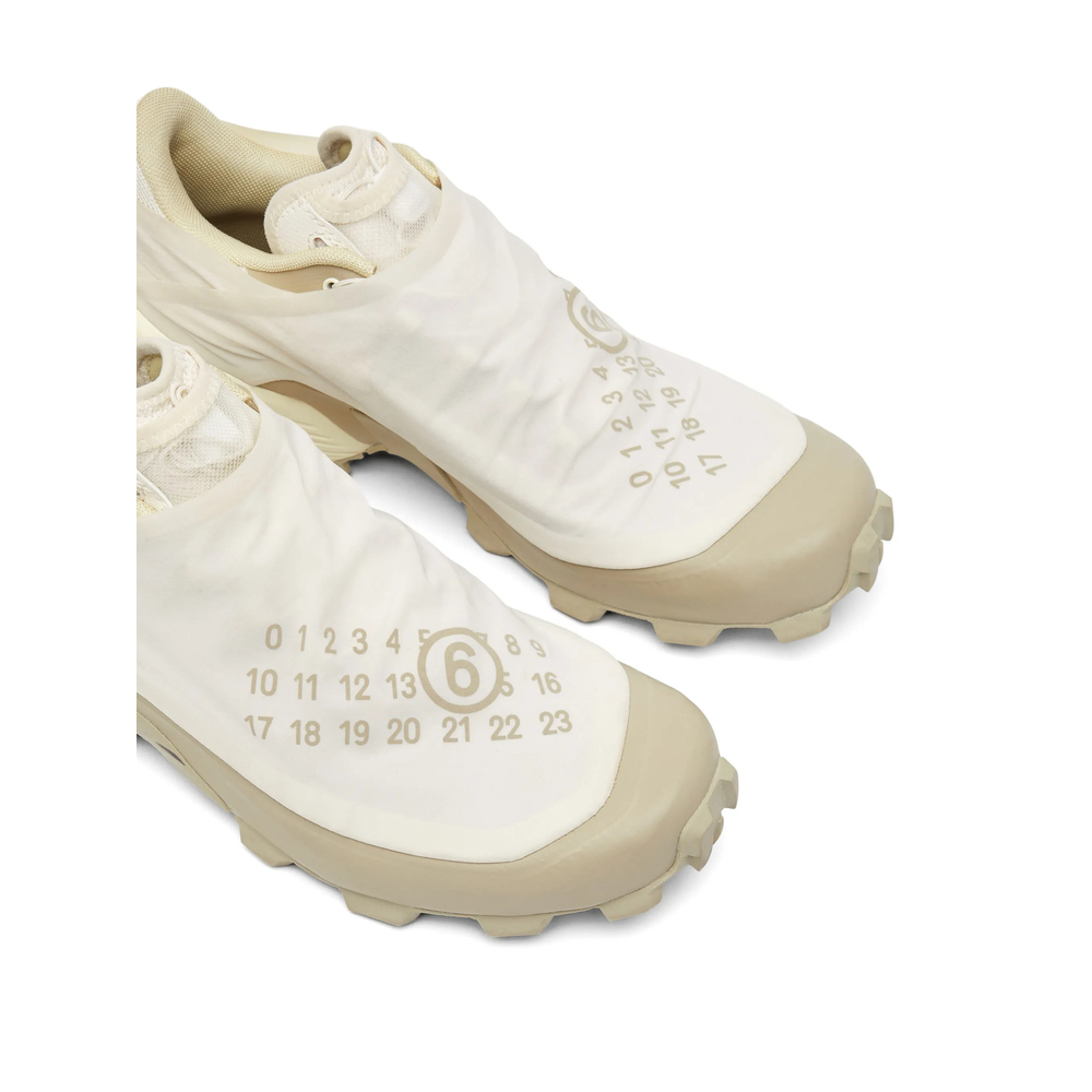 [MM6 MAISON MARGIELA X SALOMON] Sneakers SS26 P7624 S59WS0249 HB423