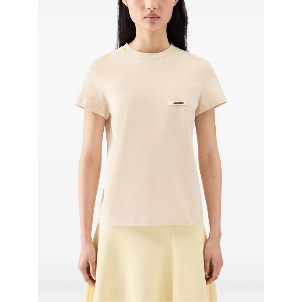 [JACQUEMUS] T-shirts Short Sleeve FW26 TSW00550 AJ00029 131