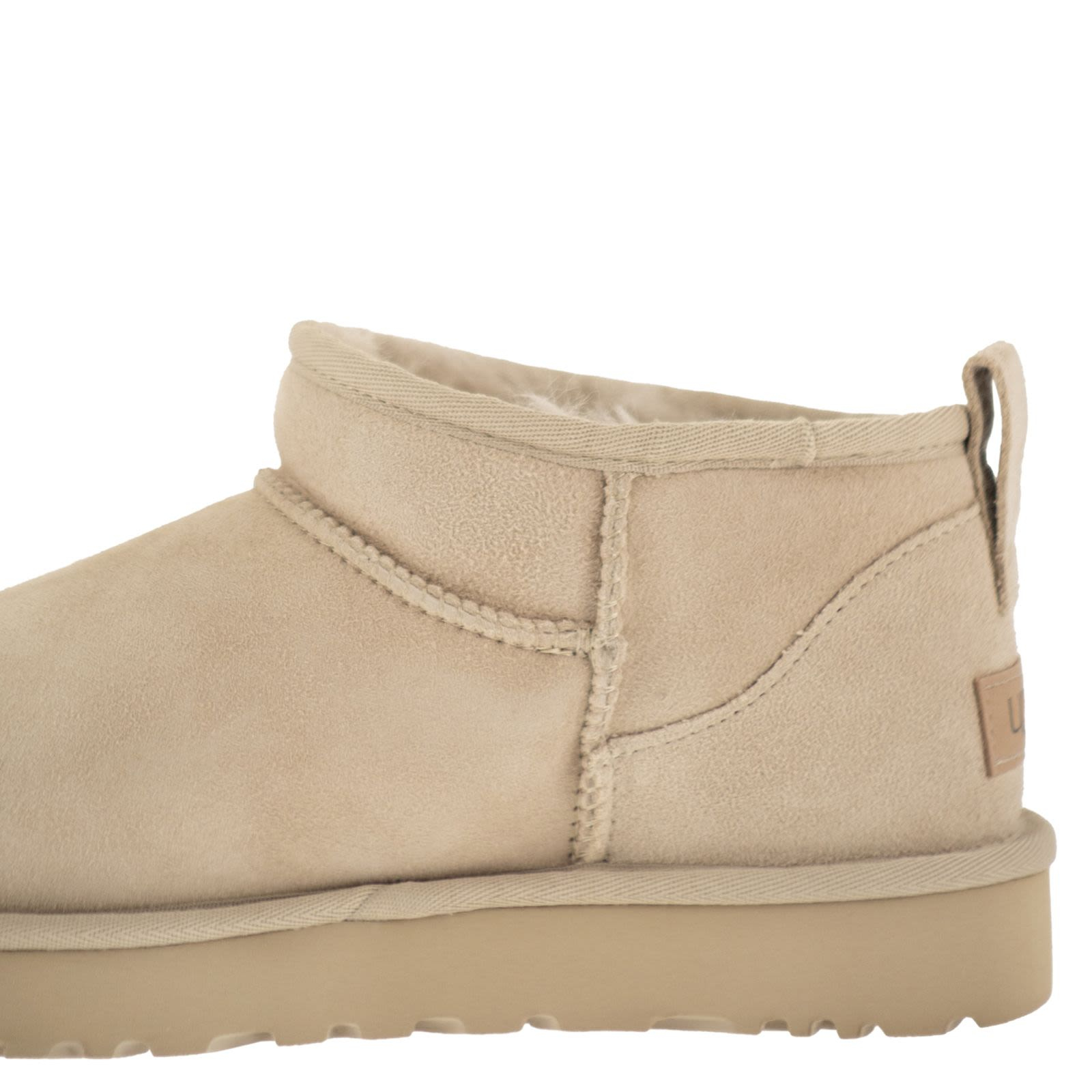 [UGG] Ankle Boots FW26 1116109 MNL