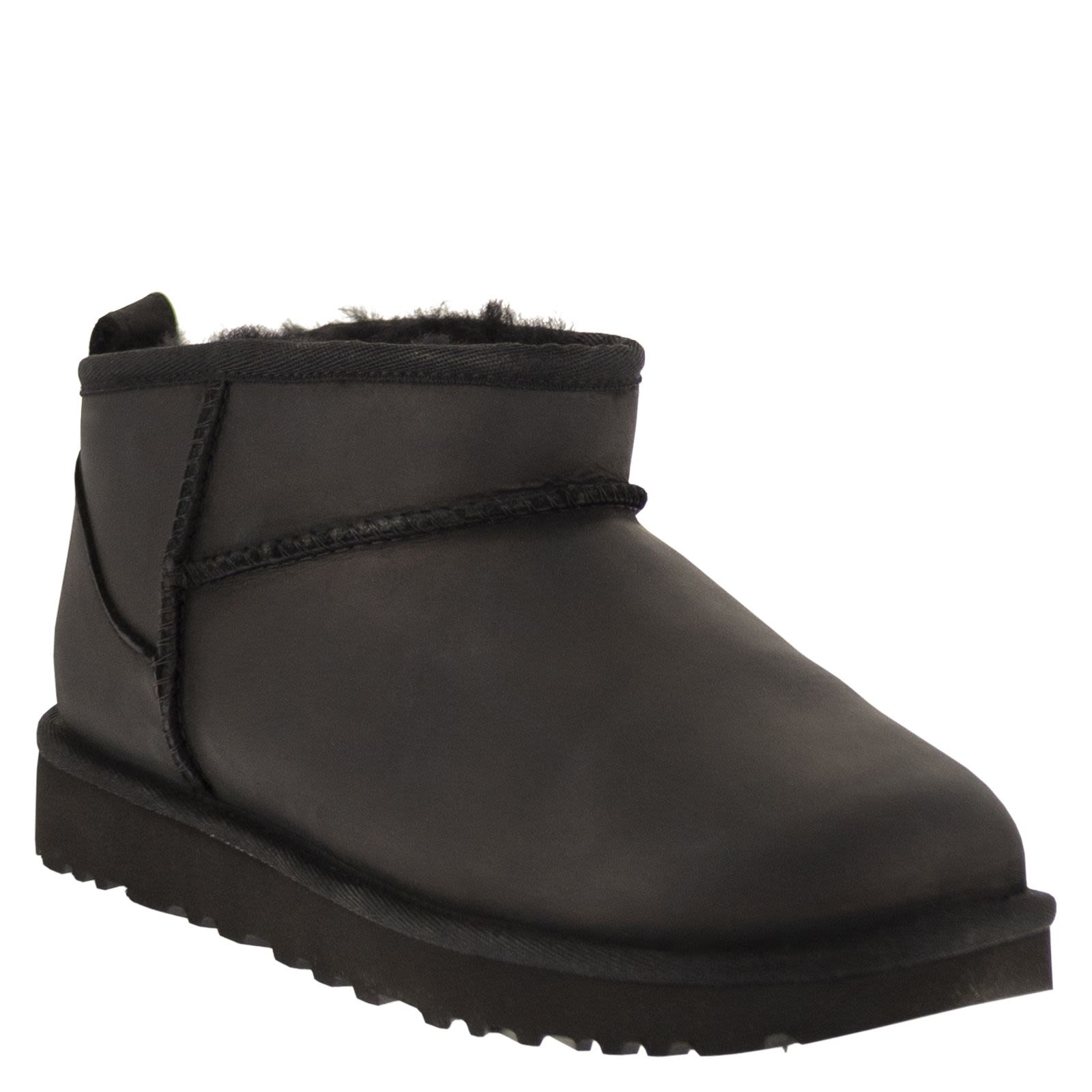 [UGG] Ankle Boots FW26 1174210 BLK