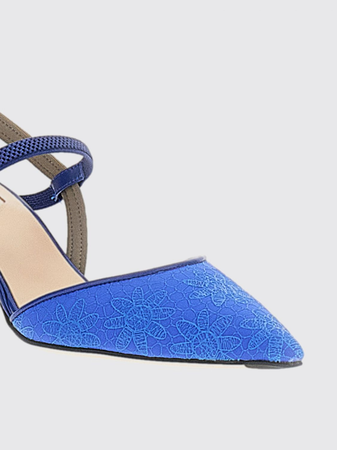 [Fendi] Pumps SS26 8J8963AWL9 F1VP9