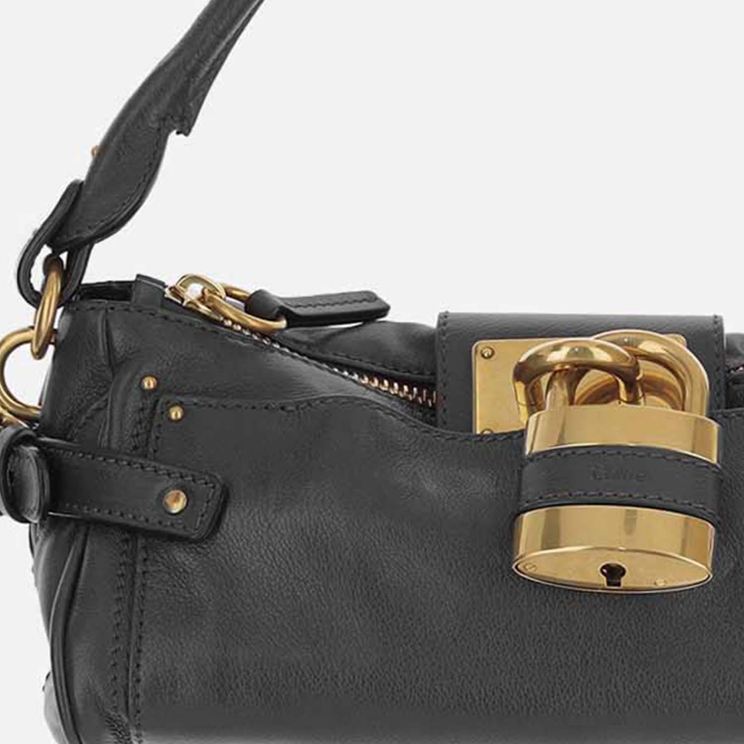 [Chloe] Shoulder bag FW26 CH26AS822P75001