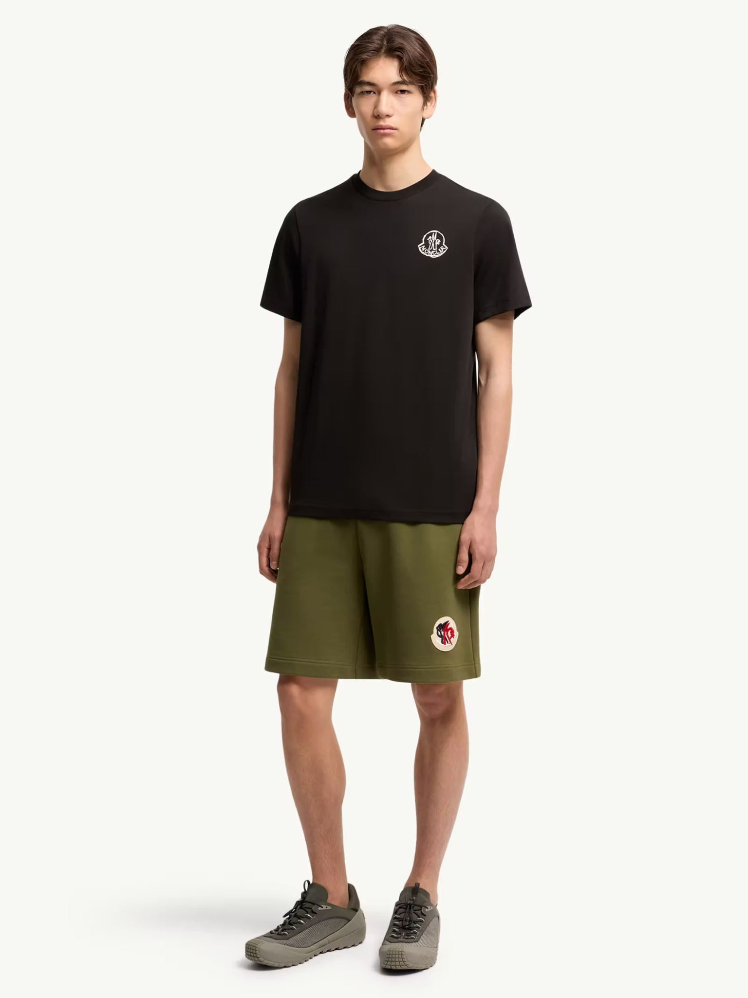 [Moncler] T-shirts Short Sleeve FW26 L20918C0002589AUG999