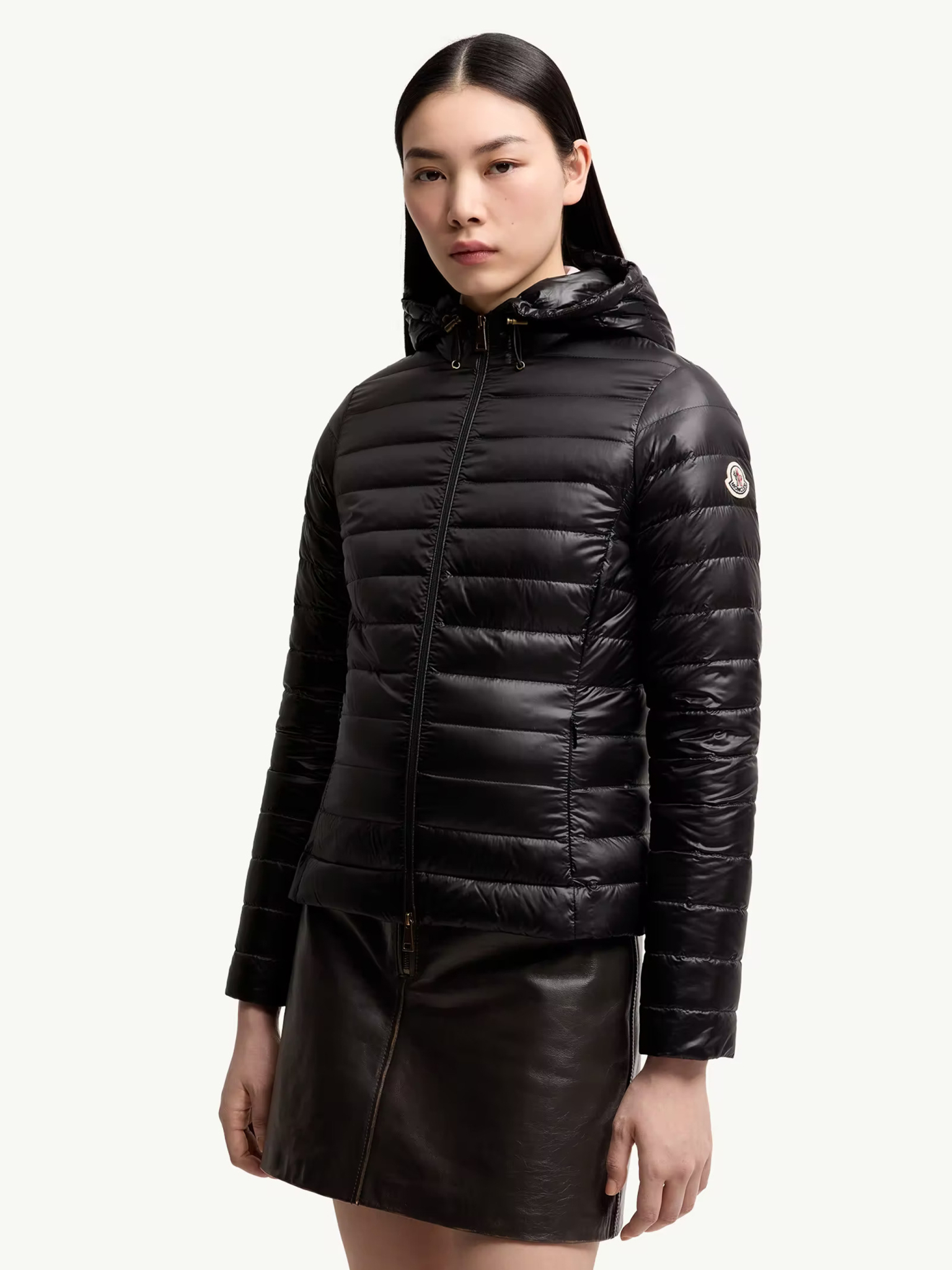 [Moncler] Down jacket FW26 L20931A00092597YG999