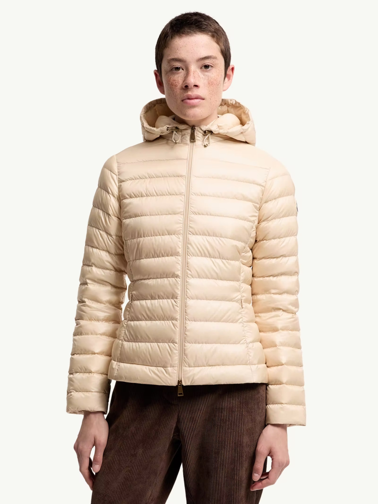 [Moncler] Down jacket FW26 L20931A00092597YG21N