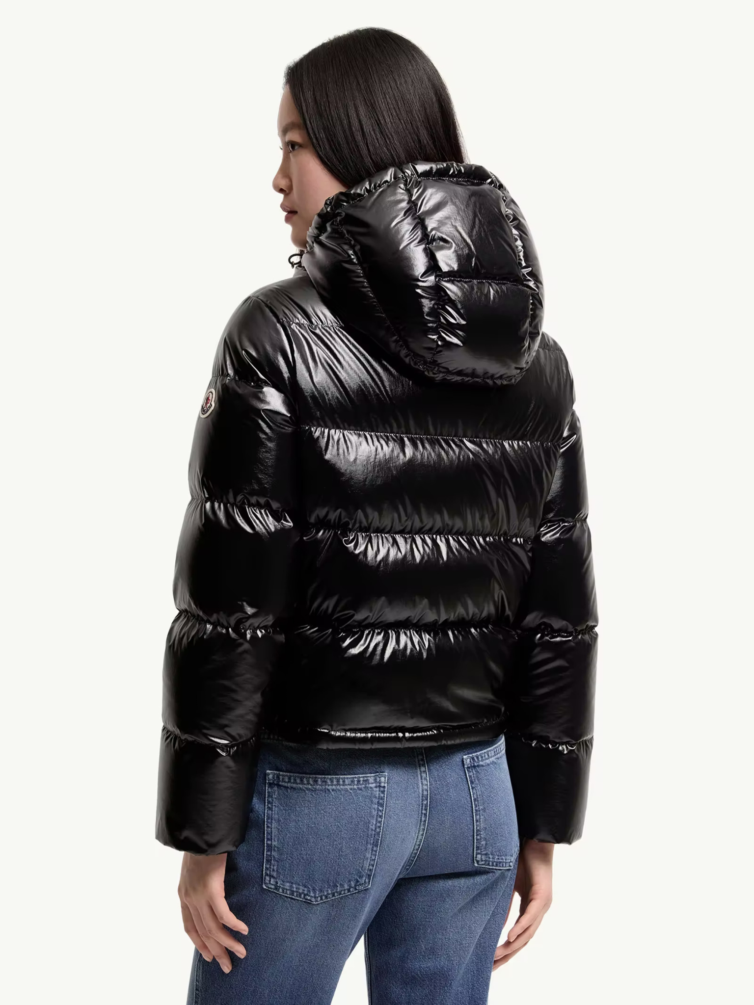 [Moncler] Down jacket FW26 L20931A00031597EU999