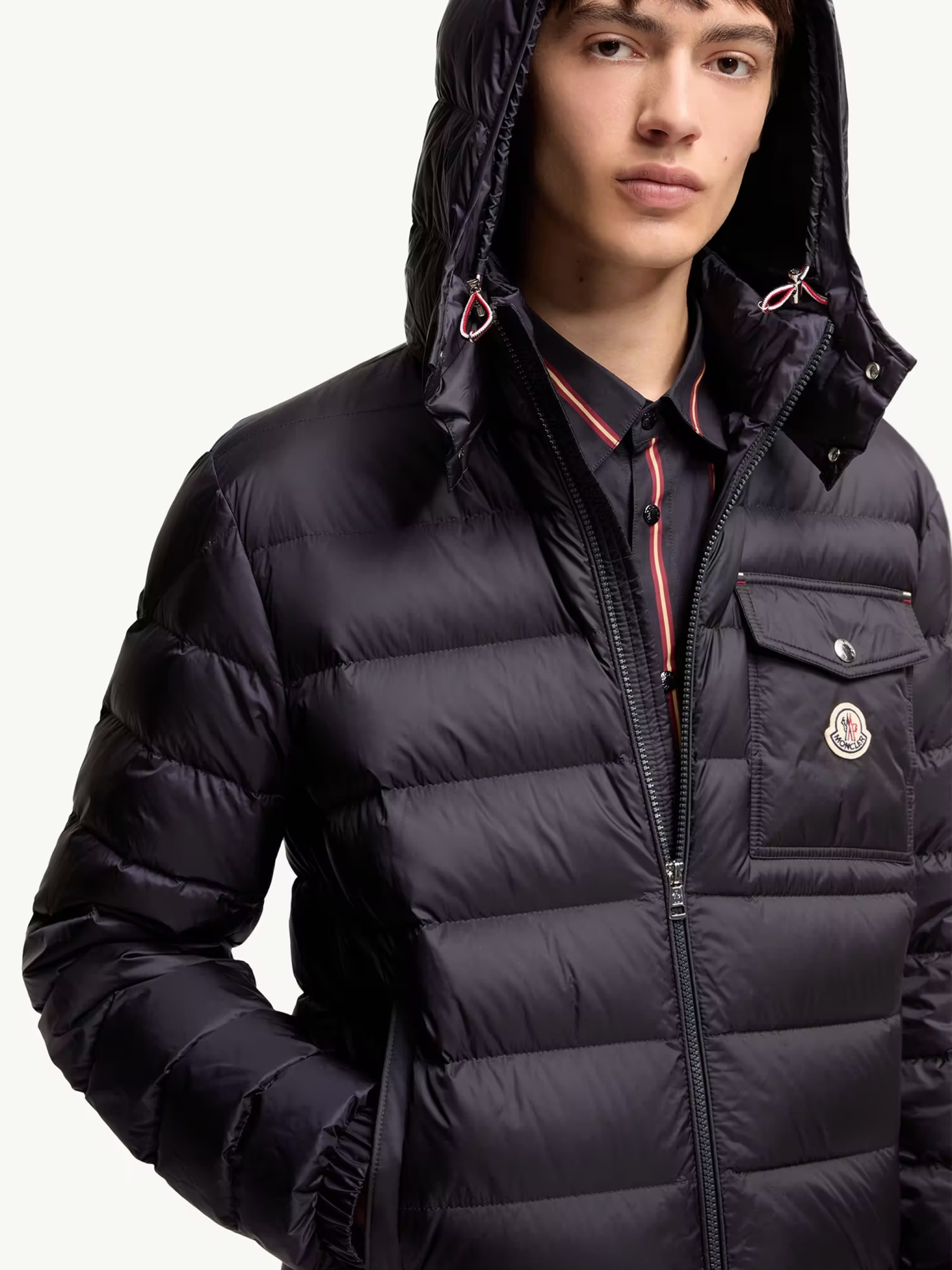 [Moncler] Down Jacket FW26 L20911A00004599Q0780