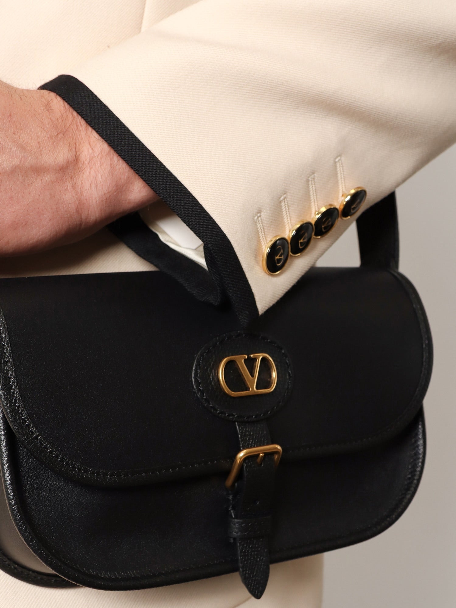 [Valentino Garavani] Cross body bag SS26 8Y2B0S82RBN0NO