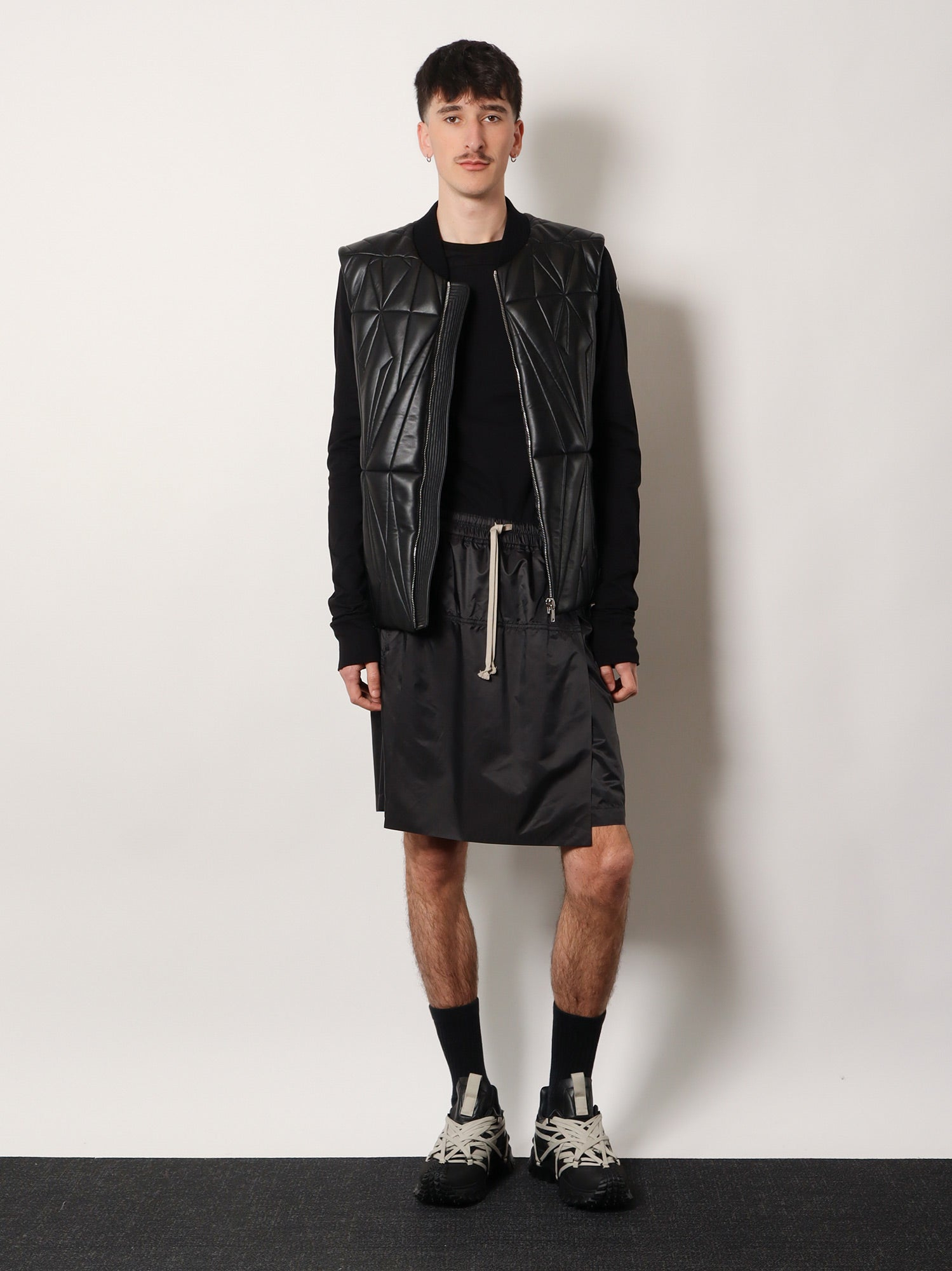 [MONCLER + RICK OWENS] Shorts SS26 MU01F2B01M8114999