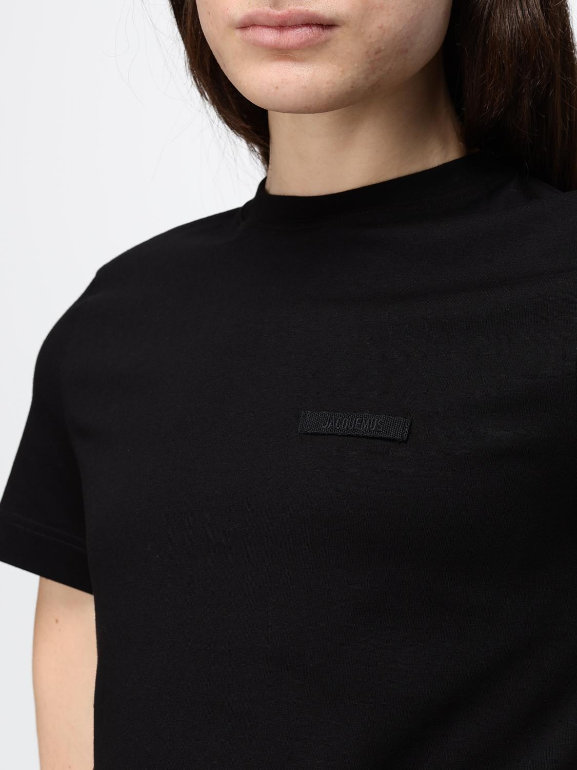 [JACQUEMUS] T-shirts SS26 25HTSW00550AJ00029 990