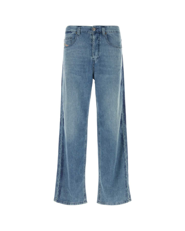 [Diesel] Jeans SS26 A217780CECC32 01