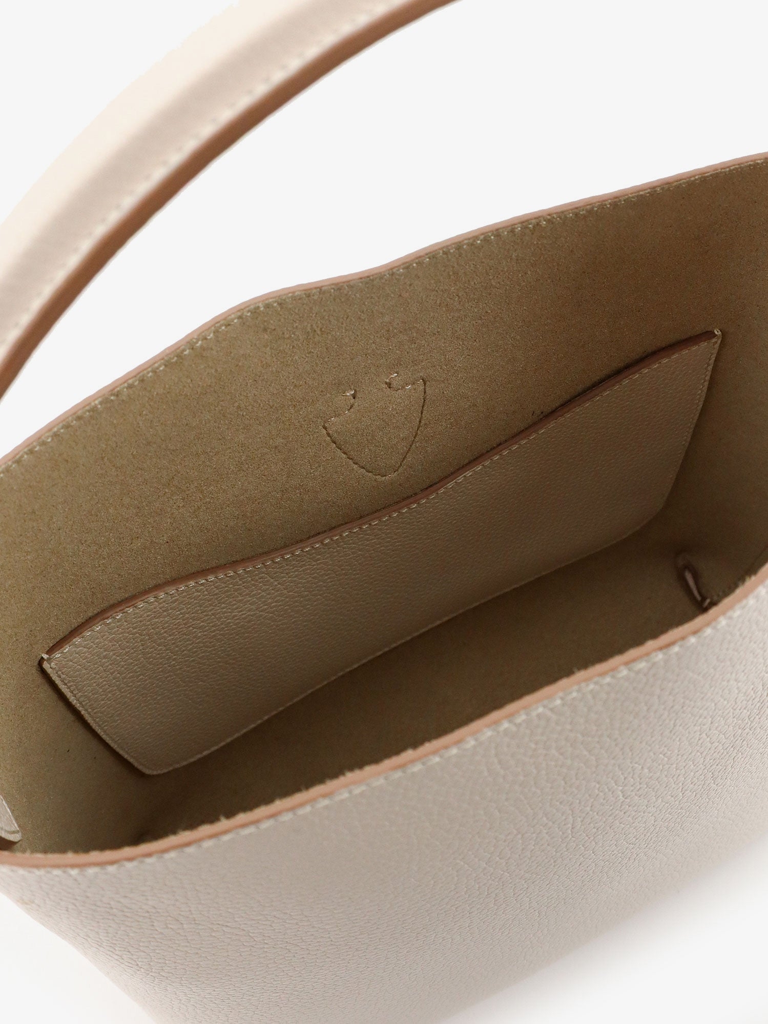 [Tod's] Cross body bag FW26 XBWTSEK0100XSOB015