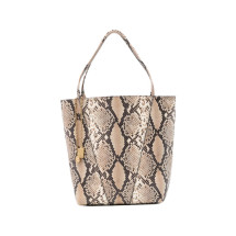 [Chloe] Tote bag FW26 CH26AS811S7624F