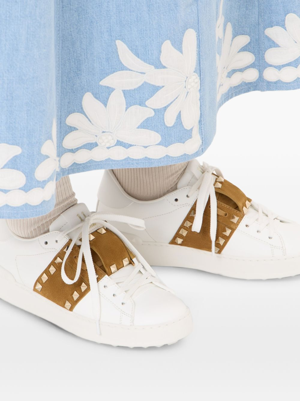 [Valentino Garavani] Sneakers FW26 WS0A01ZBV3DZ