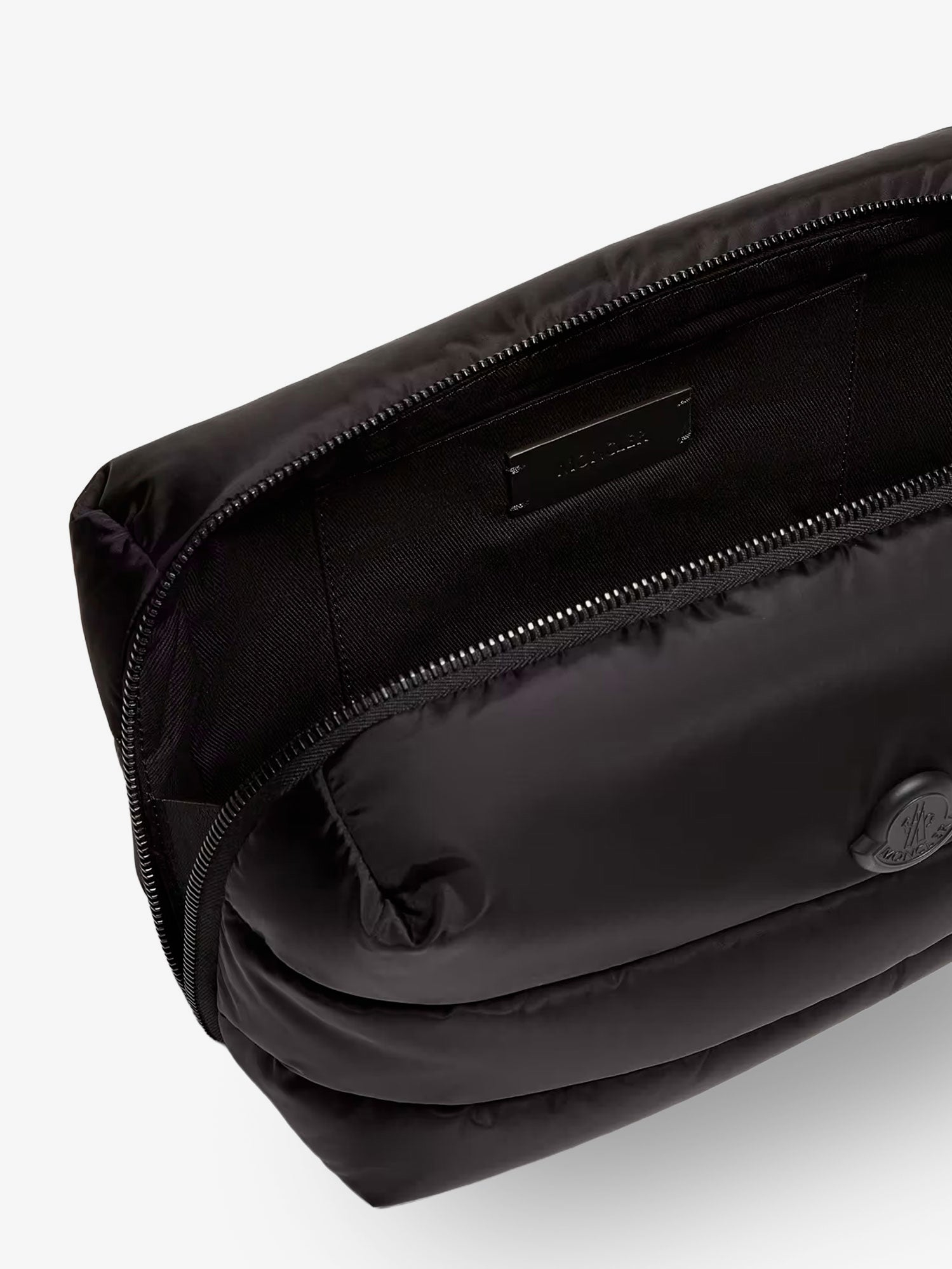 [Moncler] Beauty Case SS26 L109B6A00003M6275999
