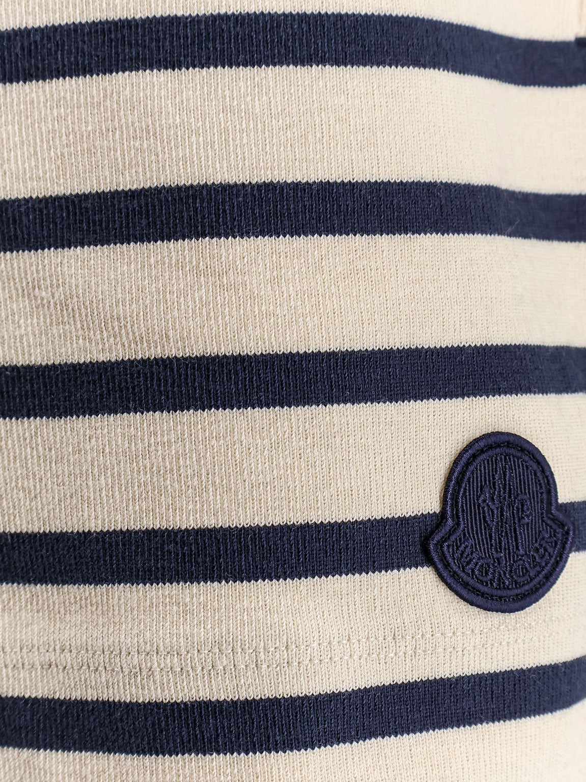 [Moncler] Shorts SS26 L10938H0001089BEBF07