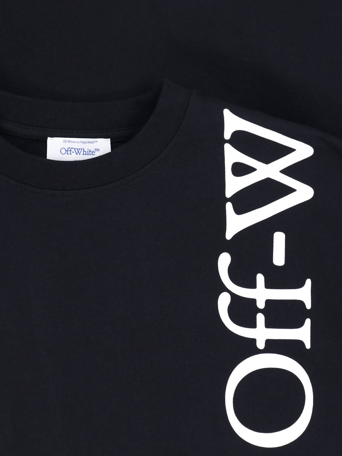 [Off-White] T-shirts Short Sleeve FW26 44MAA120F26J010001BLACK