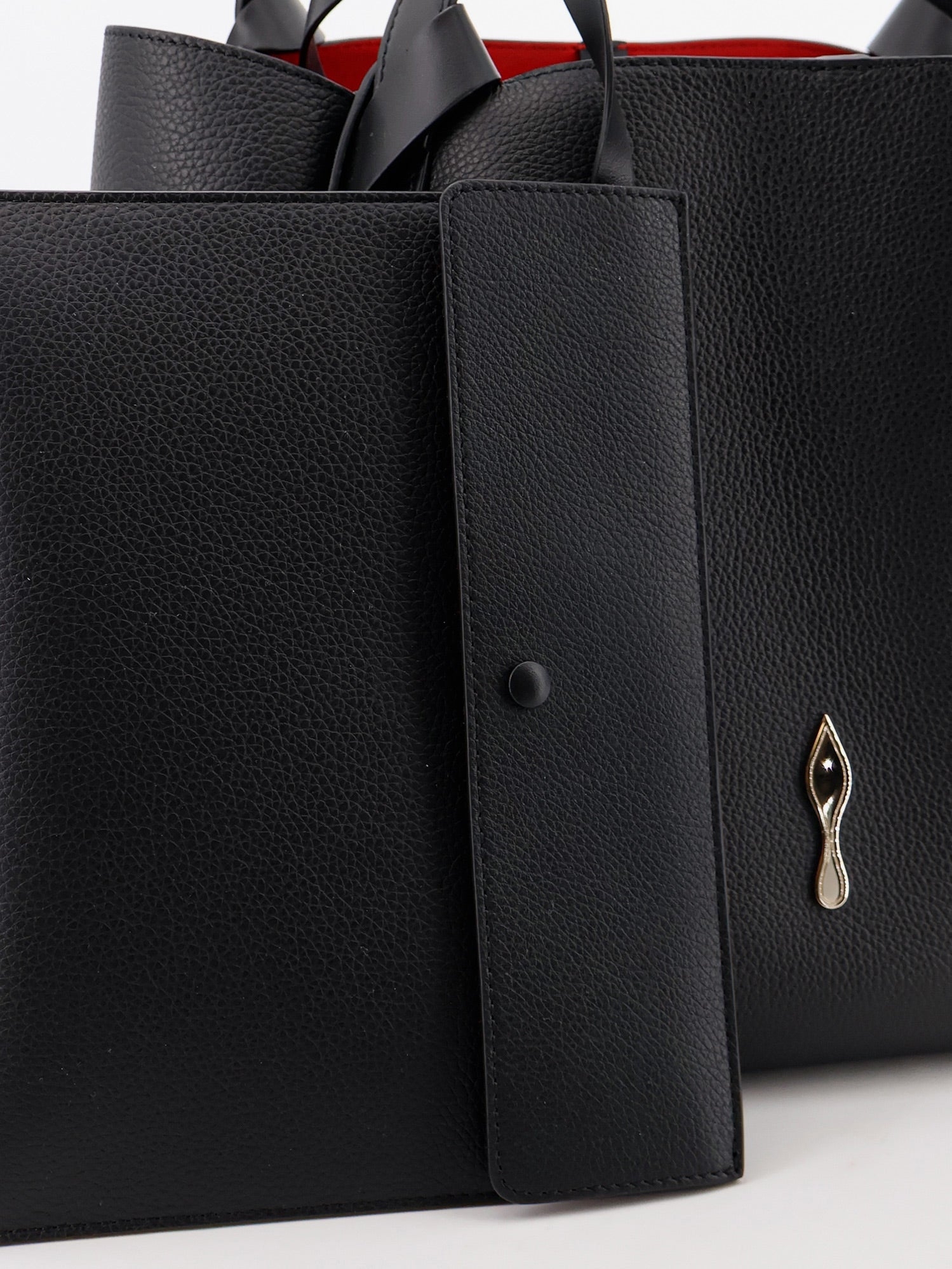 [Christian Louboutin] Shoulder bag FW26 3265050BK01